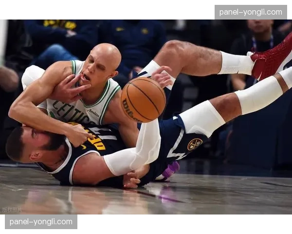 掘金主场103-84大胜凯尔特人，约基奇22分17篮板6助攻主导内线
